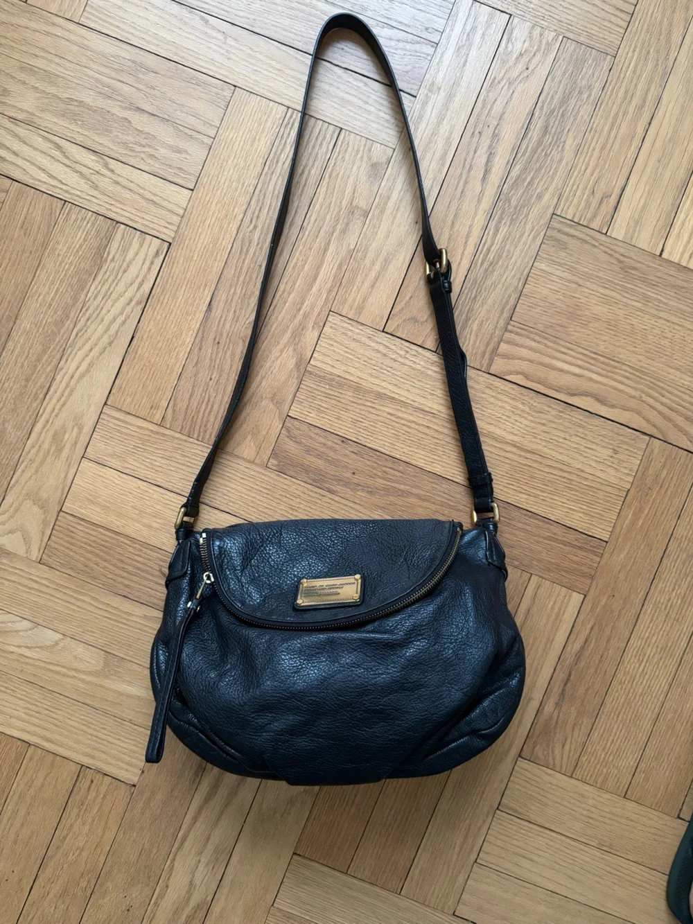 Marc Jacob’s - Natasha Q - Black Leather Crossbody Bag with Gold Plate